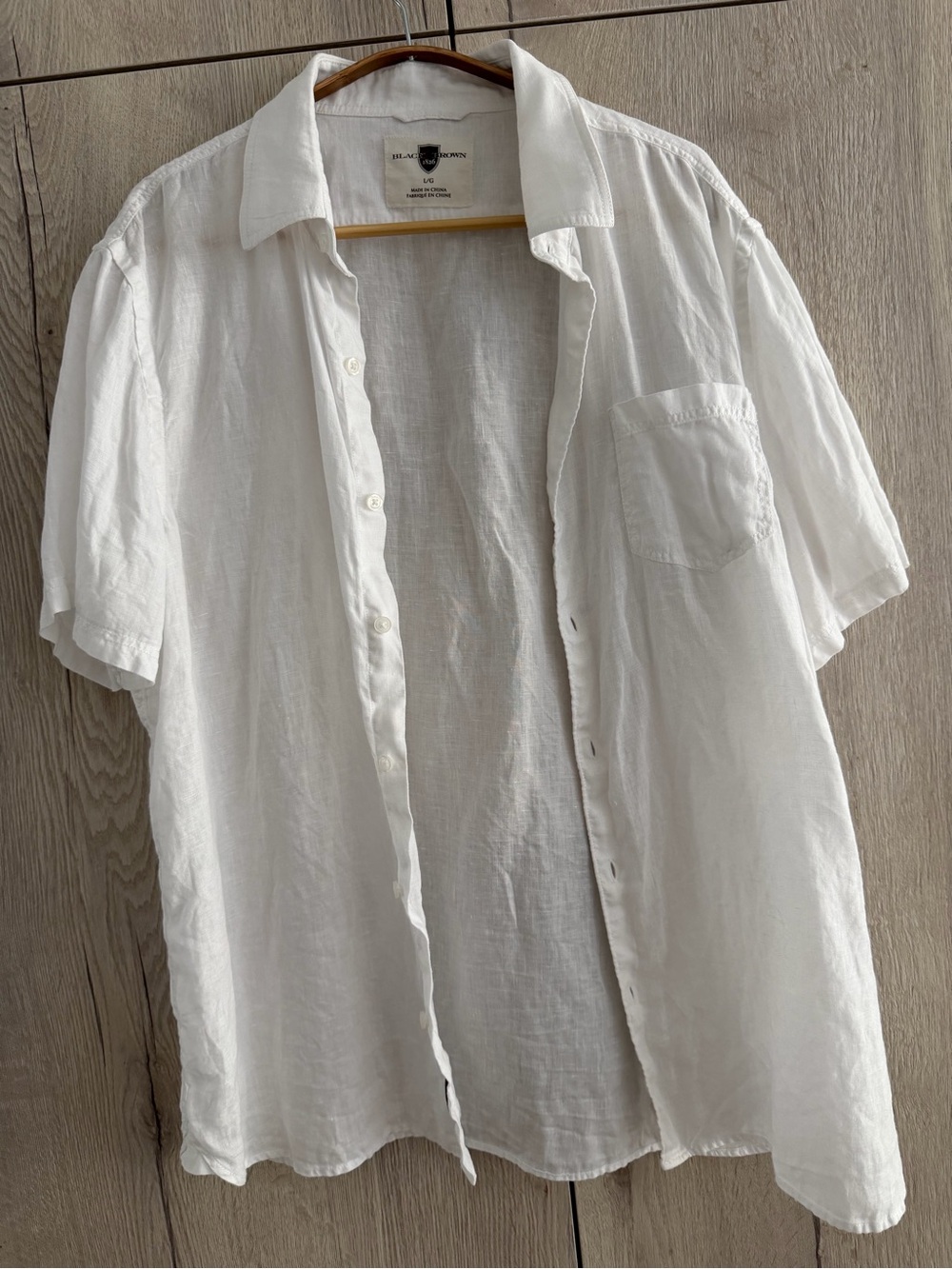 Men's Casual White Short-Sleeve Button-Down Shirt